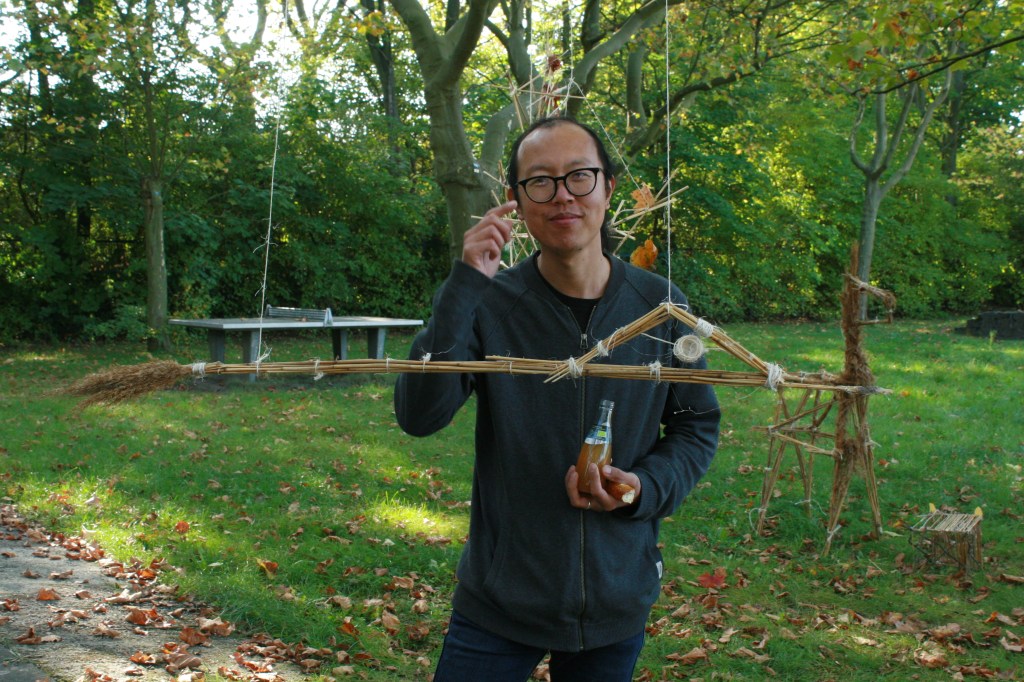 Qiang at result exhibtioin at Kinderwelt am Feld